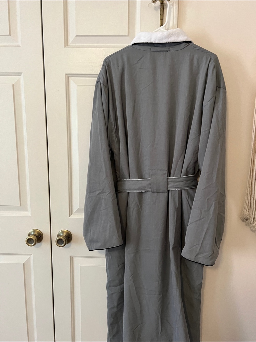 NWOT Ritz Charlton Frette Microfiber Robe size L - Picture 4 of 4